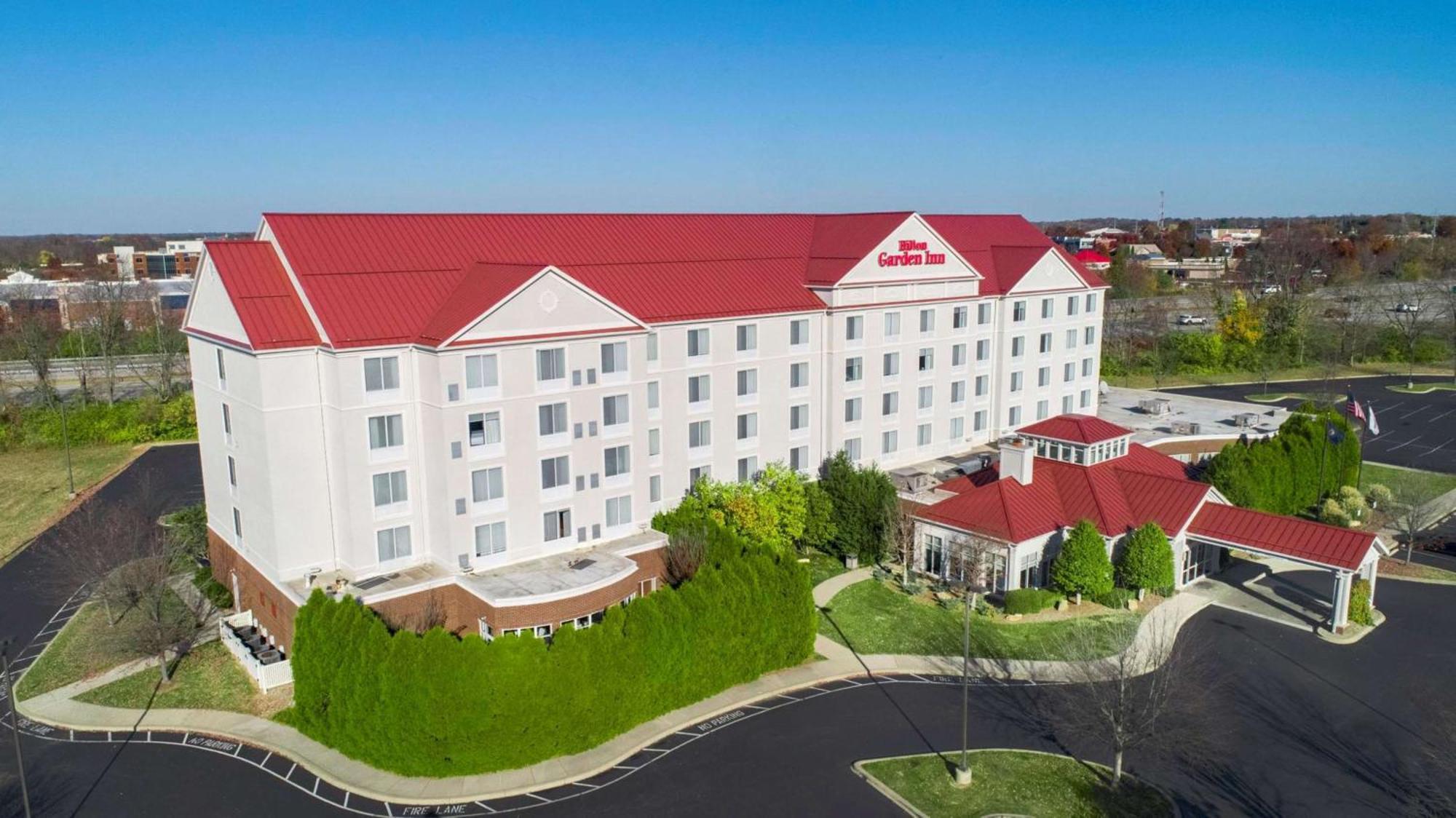 Hilton Garden Inn Louisville-Northeast Экстерьер фото